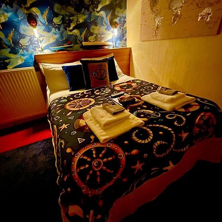 Bed and Breakfast Gabrielles Blackpool Esterno foto
