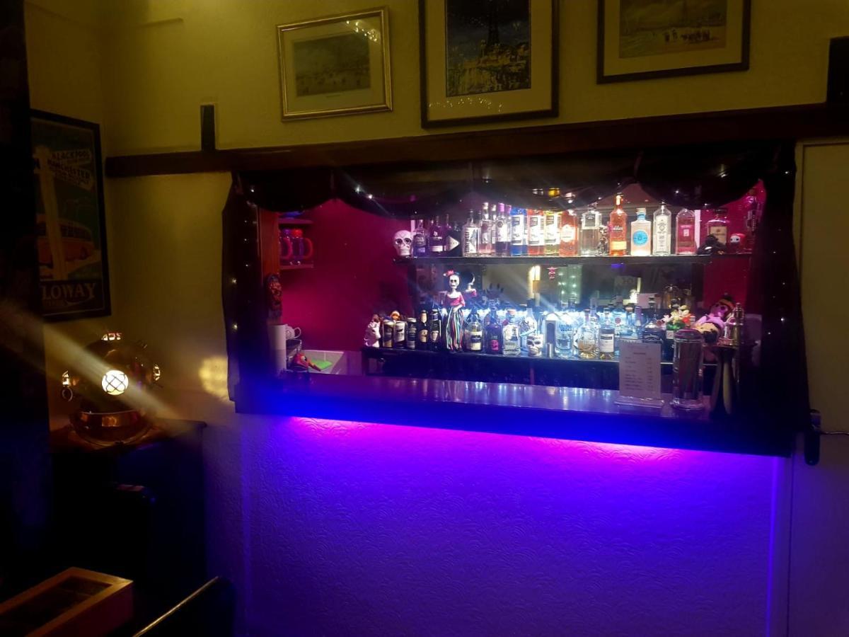 Bed and Breakfast Gabrielles Blackpool Esterno foto