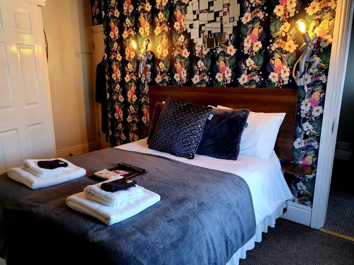 Bed and Breakfast Gabrielles Blackpool Esterno foto